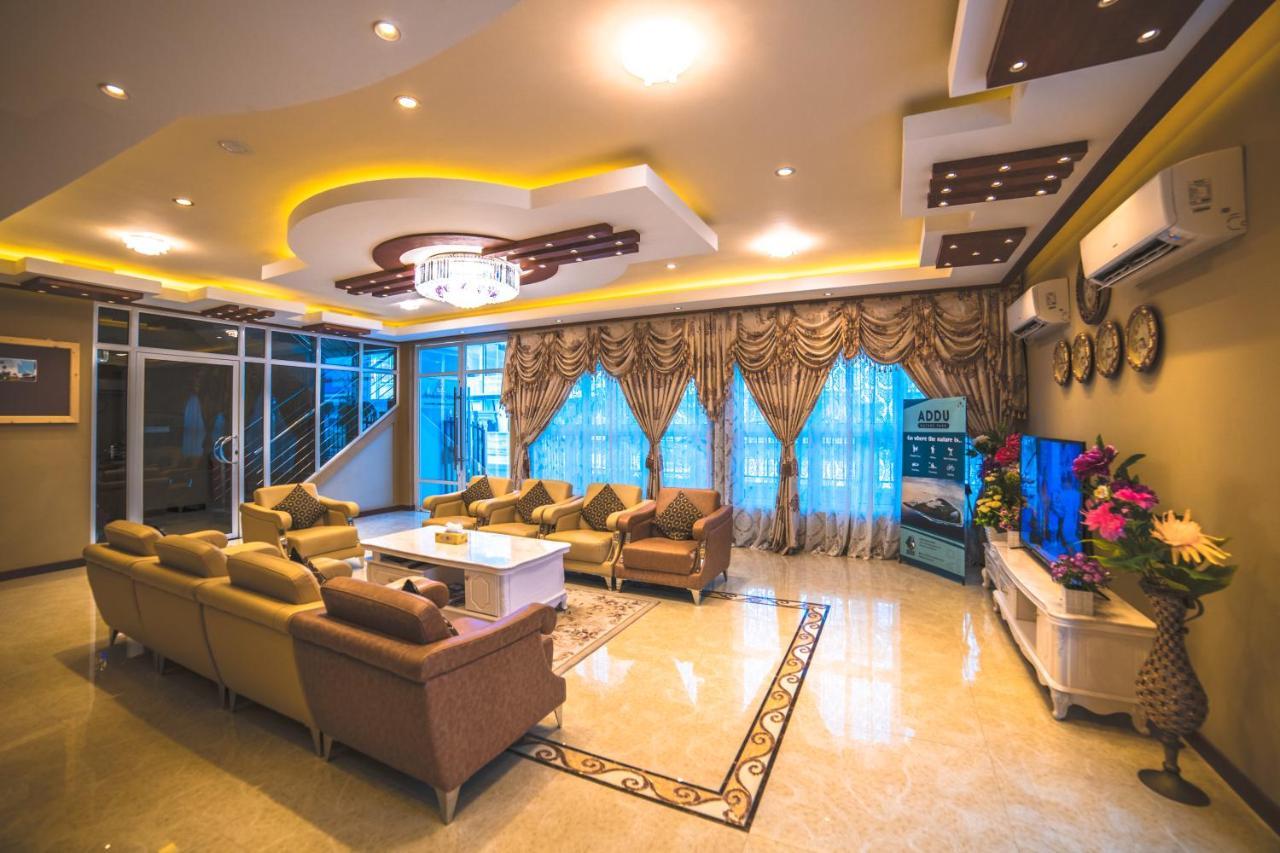 Abuharee Grand Addu City Exterior foto